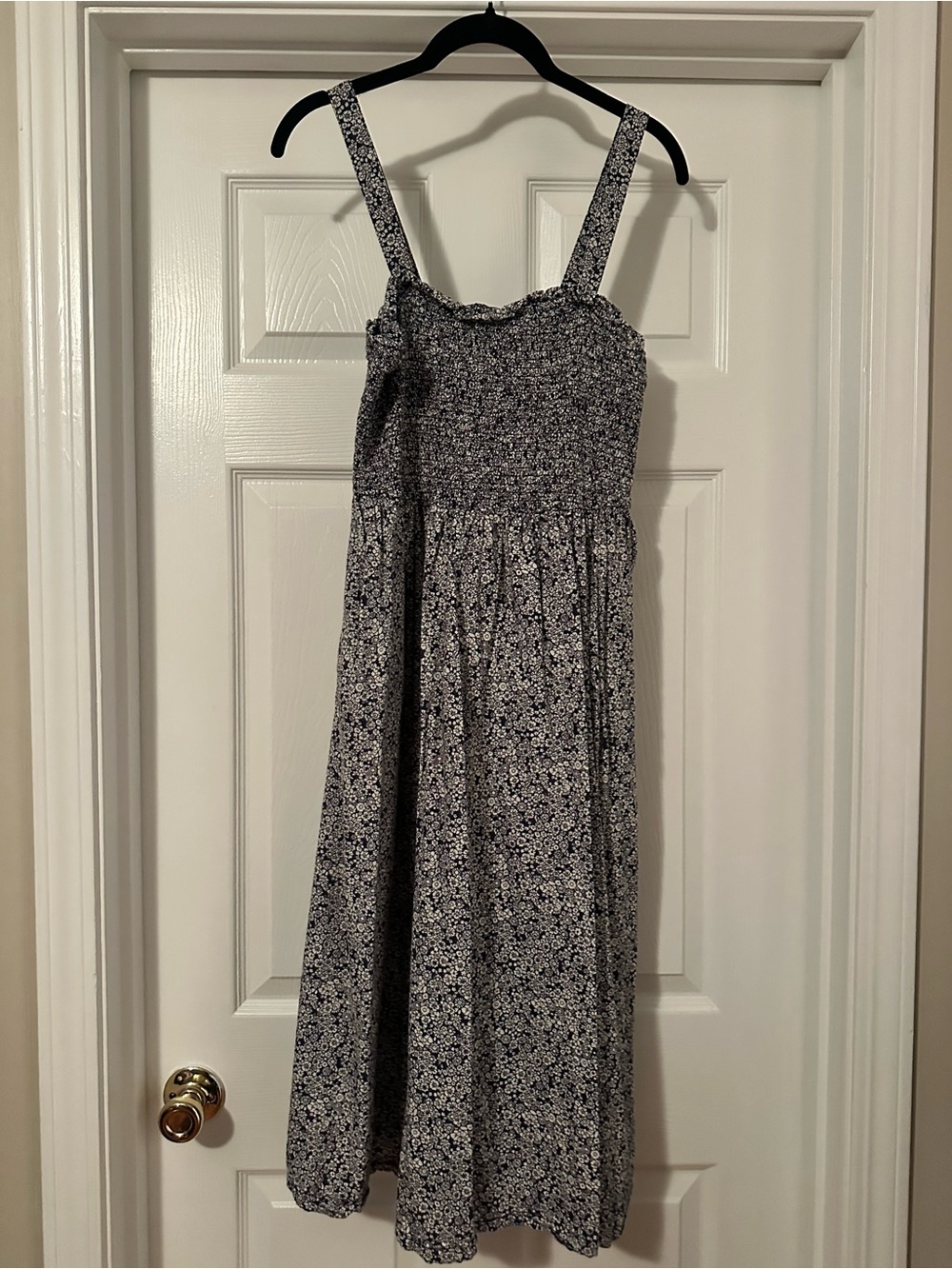 Universal Thread Navy and White Floral Midi Dress